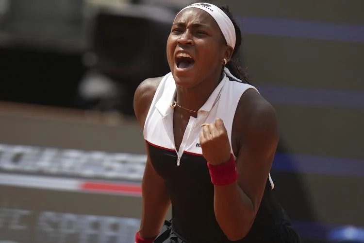 Gauff overcomes Zheng in mammoth match to set up Italian Open final with Paolini