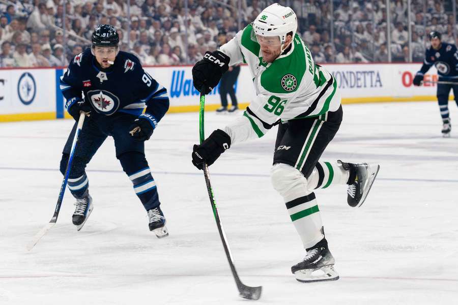 A Thrilling Showdown in the Australian Ice Hockey League